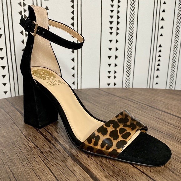 Vince Camuto Winderly Ankle Strap Leopard … - Picture 3 of 16